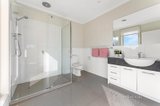 https://images.listonce.com.au/custom/160x/listings/1-alray-drive-cheltenham-vic-3192/929/01566929_img_11.jpg?67rS5HX5vWQ