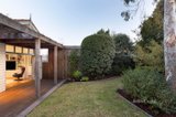 https://images.listonce.com.au/custom/160x/listings/1-amelia-street-mckinnon-vic-3204/536/01611536_img_19.jpg?TUlJ4NZKNps