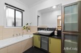 https://images.listonce.com.au/custom/160x/listings/1-antony-drive-mornington-vic-3931/979/01911979_img_14.jpg?TtLlG2UBgMo