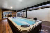 https://images.listonce.com.au/custom/160x/listings/1-antony-drive-mornington-vic-3931/979/01911979_img_18.jpg?H8Tt2-_Pw4U