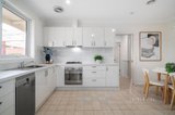 https://images.listonce.com.au/custom/160x/listings/1-aranda-court-mulgrave-vic-3170/233/01680233_img_04.jpg?P4jz0BRNenA