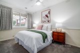 https://images.listonce.com.au/custom/160x/listings/1-aranda-court-mulgrave-vic-3170/233/01680233_img_09.jpg?4ctModJ82Dw