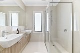 https://images.listonce.com.au/custom/160x/listings/1-arianne-road-glen-waverley-vic-3150/674/01934674_img_11.jpg?VUAqPhTzXio