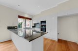 https://images.listonce.com.au/custom/160x/listings/1-australis-circuit-port-melbourne-vic-3207/231/01783231_img_07.jpg?USBV8Up95DM