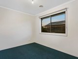 https://images.listonce.com.au/custom/160x/listings/1-balmaceda-court-berwick-vic-3806/567/01811567_img_10.jpg?-GWx6xO6Ujk