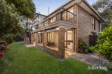 https://images.listonce.com.au/custom/160x/listings/1-barkala-close-greensborough-vic-3088/992/01987992_img_15.jpg?tueOxA886xo
