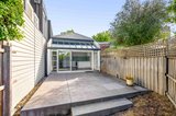 https://images.listonce.com.au/custom/160x/listings/1-barrett-street-albert-park-vic-3206/433/01605433_img_06.jpg?vUxirYOHXE8