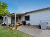 https://images.listonce.com.au/custom/160x/listings/1-beckley-street-herne-hill-vic-3218/537/01699537_img_09.jpg?O47YGZ7sjNs
