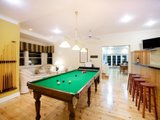https://images.listonce.com.au/custom/160x/listings/1-belgrove-avenue-balwyn-vic-3103/535/01684535_img_08.jpg?9pFEUwp6DOs
