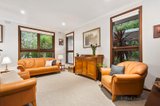 https://images.listonce.com.au/custom/160x/listings/1-belinda-avenue-research-vic-3095/390/00647390_img_05.jpg?MaEQQKGC7ko