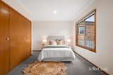https://images.listonce.com.au/custom/160x/listings/1-beresford-road-lilydale-vic-3140/894/01915894_img_12.jpg?ASSPUmINnjI