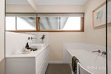 https://images.listonce.com.au/custom/160x/listings/1-beresford-road-lilydale-vic-3140/894/01915894_img_13.jpg?eS3AX38wz50