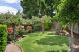 https://images.listonce.com.au/custom/160x/listings/1-berry-avenue-mitcham-vic-3132/486/01476486_img_11.jpg?8tvHXszt8rw