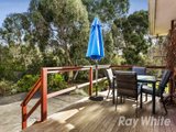 https://images.listonce.com.au/custom/160x/listings/1-betty-court-mount-waverley-vic-3149/899/01658899_img_06.jpg?3zYJPDkZGkM
