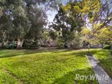 https://images.listonce.com.au/custom/160x/listings/1-betty-court-mount-waverley-vic-3149/899/01658899_img_08.jpg?5zzRozUNemk