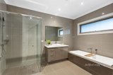 https://images.listonce.com.au/custom/160x/listings/1-blackwood-grove-plenty-vic-3090/088/01526088_img_15.jpg?UMjlFrm5-VI