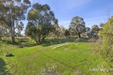 https://images.listonce.com.au/custom/160x/listings/1-boundary-road-maldon-vic-3463/017/01753017_img_16.jpg?UVYXYqK8bbc