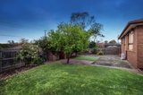 https://images.listonce.com.au/custom/160x/listings/1-brindy-crescent-doncaster-east-vic-3109/382/01147382_img_12.jpg?hCpeKBV-OCw