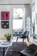 https://images.listonce.com.au/custom/160x/listings/1-cambridge-street-armadale-vic-3143/975/01705975_img_05.jpg?Xvd_LO8gZsI