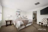https://images.listonce.com.au/custom/160x/listings/1-candlebark-close-diamond-creek-vic-3089/643/01914643_img_11.jpg?nNYyQzT74aY