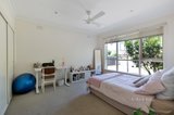 https://images.listonce.com.au/custom/160x/listings/1-catherine-road-bentleigh-east-vic-3165/972/01590972_img_06.jpg?FiI1fT7Ex-4