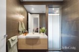 https://images.listonce.com.au/custom/160x/listings/1-chelsea-street-brighton-vic-3186/036/01976036_img_09.jpg?QSifoEzCR5A
