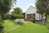 https://images.listonce.com.au/custom/160x/listings/1-clarke-street-elwood-vic-3184/140/01884140_img_14.jpg?vrBTUbuyHYw