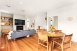 https://images.listonce.com.au/custom/160x/listings/1-colclough-court-strathmore-vic-3041/447/01147447_img_03.jpg?Qoo2xvCTwuY