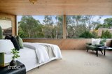 https://images.listonce.com.au/custom/160x/listings/1-colquhoun-court-eltham-vic-3095/750/01641750_img_21.jpg?jVgTVkWiqkk