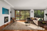 https://images.listonce.com.au/custom/160x/listings/1-cooinda-place-eltham-vic-3095/316/01909316_img_09.jpg?g-1VXIX813c