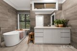 https://images.listonce.com.au/custom/160x/listings/1-cooinda-place-eltham-vic-3095/316/01909316_img_13.jpg?3szUecoGTCE