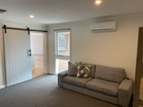 https://images.listonce.com.au/custom/160x/listings/1-corriedale-court-belmont-vic-3216/429/01675429_img_06.jpg?zSZcOlglFbI