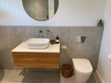 https://images.listonce.com.au/custom/160x/listings/1-corriedale-court-belmont-vic-3216/429/01675429_img_12.jpg?TjN7IIY3OXs