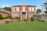 https://images.listonce.com.au/custom/160x/listings/1-currie-terrace-glen-waverley-vic-3150/432/01904432_img_01.jpg?hFnEZBouY6E