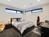 https://images.listonce.com.au/custom/160x/listings/1-damon-road-mount-waverley-vic-3149/697/00975697_img_15.jpg?S-IYIC9hvKI