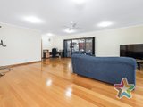 https://images.listonce.com.au/custom/160x/listings/1-douglas-parade-croydon-vic-3136/566/01525566_img_14.jpg?bNL4zF4IPZM