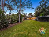 https://images.listonce.com.au/custom/160x/listings/1-douglas-parade-croydon-vic-3136/566/01525566_img_21.jpg?RkZonFbjsLY