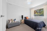 https://images.listonce.com.au/custom/160x/listings/1-dysart-street-glenlyon-vic-3461/337/01954337_img_07.jpg?auxj8ueNFyw