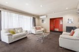 https://images.listonce.com.au/custom/160x/listings/1-earls-court-balwyn-north-vic-3104/759/00854759_img_03.jpg?GPEm8-mnkQ0