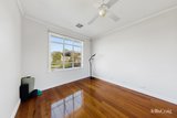 https://images.listonce.com.au/custom/160x/listings/1-eden-court-ascot-vale-vic-3032/405/01955405_img_01.jpg?nZvuZodTyG0