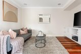 https://images.listonce.com.au/custom/160x/listings/1-eila-close-cheltenham-vic-3192/292/01548292_img_04.jpg?szC6386SdQI