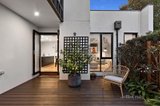 https://images.listonce.com.au/custom/160x/listings/1-ellsworth-crescent-camberwell-vic-3124/940/01521940_img_06.jpg?lvinndhG9ZE