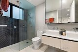 https://images.listonce.com.au/custom/160x/listings/1-ellsworth-crescent-camberwell-vic-3124/940/01521940_img_08.jpg?SZjNCu-6Y2Q