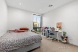 https://images.listonce.com.au/custom/160x/listings/1-ellsworth-crescent-camberwell-vic-3124/940/01521940_img_10.jpg?Bpg_tMz30R0