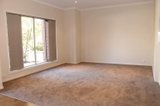https://images.listonce.com.au/custom/160x/listings/1-esdale-street-blackburn-vic-3130/258/01922258_img_05.jpg?zfyprCpMJeE