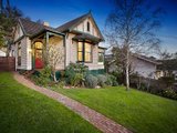https://images.listonce.com.au/custom/160x/listings/1-everton-grove-surrey-hills-vic-3127/851/01684851_img_01.jpg?9Y5w8gApKqU