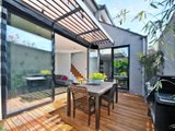 https://images.listonce.com.au/custom/160x/listings/1-eville-street-south-melbourne-vic-3205/382/01087382_img_08.jpg?z_1UKeSHxMo