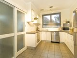 https://images.listonce.com.au/custom/160x/listings/1-fairfield-avenue-belmont-vic-3216/103/01699103_img_06.jpg?8YMB_CggrRc