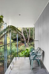 https://images.listonce.com.au/custom/160x/listings/1-ferndale-road-warburton-vic-3799/361/01675361_img_20.jpg?jkXUvSG1CII
