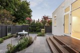 https://images.listonce.com.au/custom/160x/listings/1-florence-st-prahran-vic-3181/934/01647934_img_11.jpg?PoO63kVdfXE